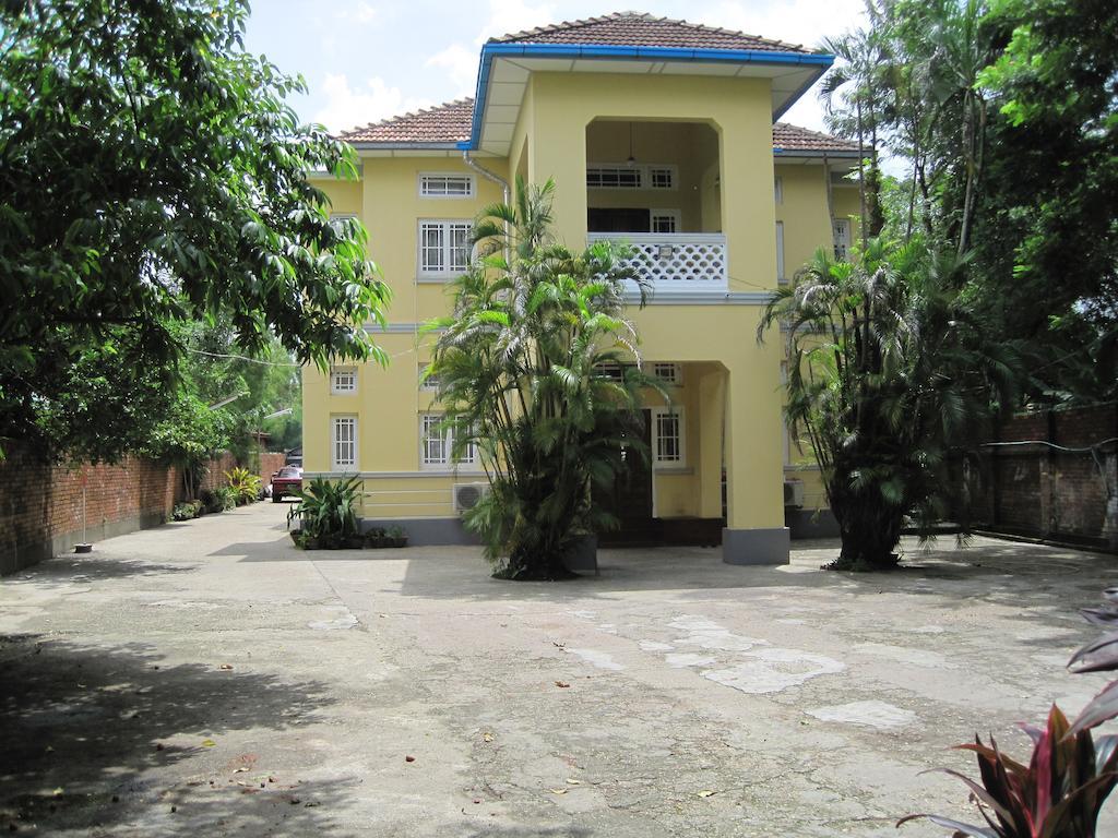 Golden Guest Inn Rangun Zewnętrze zdjęcie